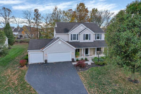 6883 Blue Holly Drive,  Lewis Center,  OH 43035