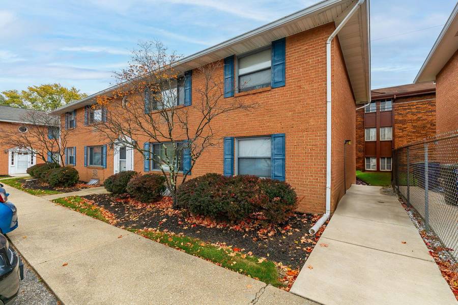 1025 Folkestone Road #1017-1025, Columbus, OH 43220