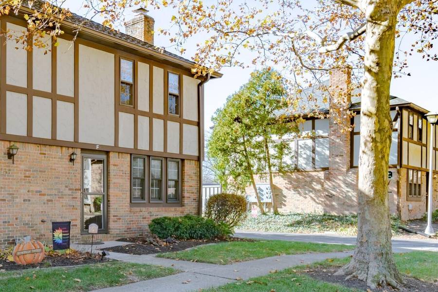 649 Olde Towne Avenue #F, Columbus, OH 43214