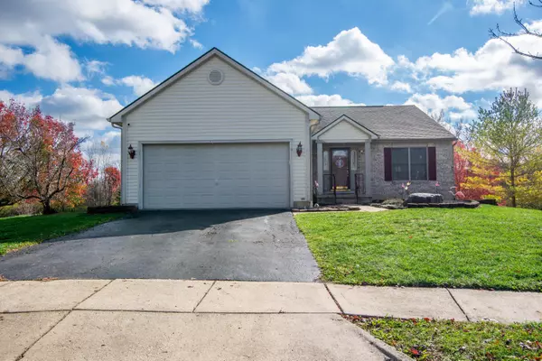 3367 Brook Spring Drive, Grove City, OH 43123