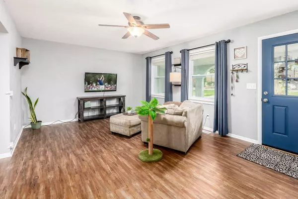 Galena, OH 43021,8383 Walnut Avenue