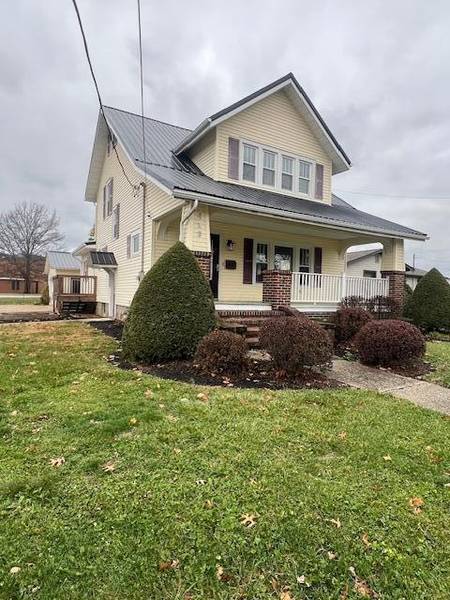 423 N Mt Vernon Avenue, Loudonville, OH 44842