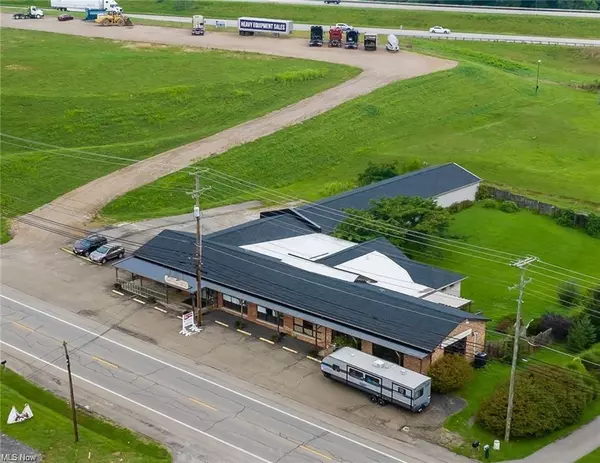 2885 E Pike, Zanesville, OH 43701