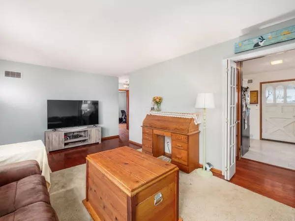 Columbus, OH 43228,4061 Sexton Drive