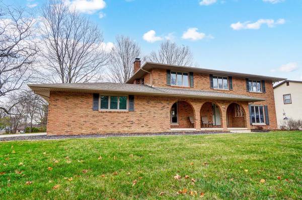 807 Strawberry Hill Road, Columbus, OH 43213