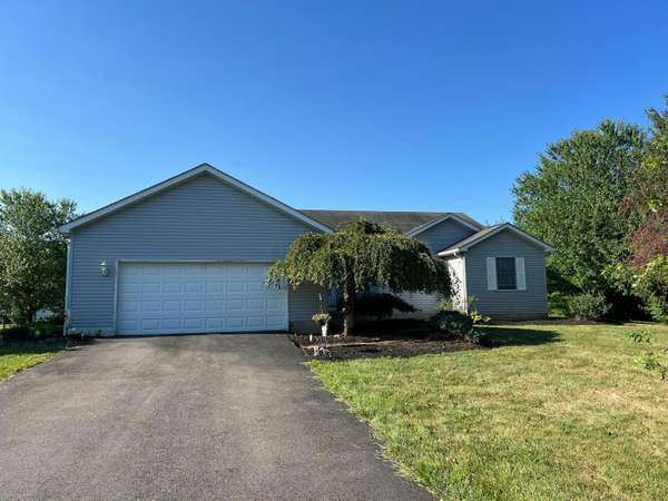 7065 Hollow Road, Pataskala, OH 43062