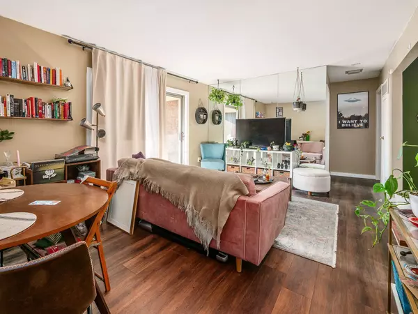 Columbus, OH 43221,965 Manor Lane #U