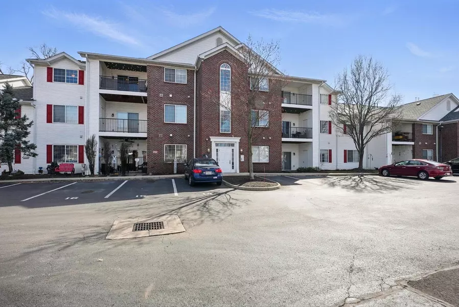 3115 Heron Pointe #301, Columbus, OH 43231