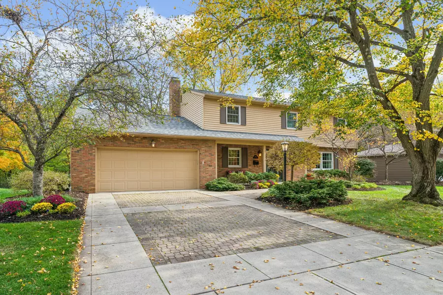 4052 Fenwick Road, Upper Arlington, OH 43220