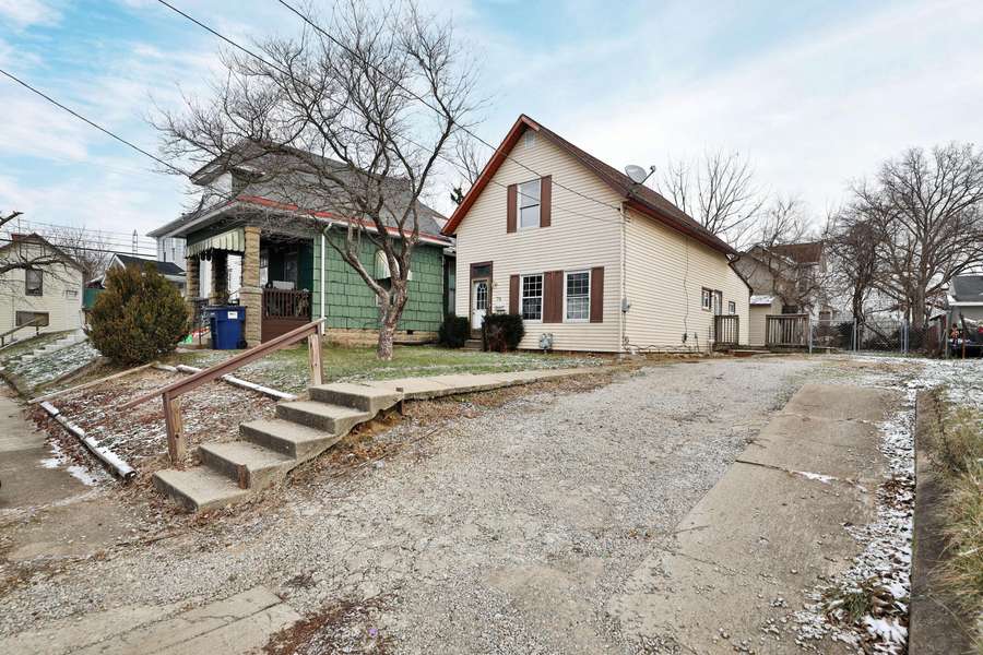 74 N 8th Street, Newark, OH 43055