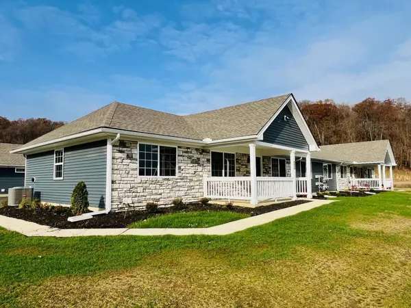 765 Whitetail Loop Loop, Newark, OH 43055