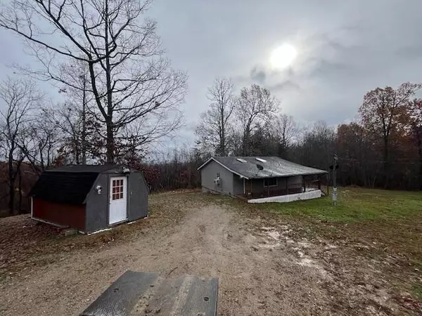 3994 Nauvoo Pond Creek Road, West Portsmouth, OH 45663