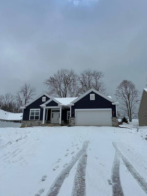 1725 Pleasantview Drive, Lancaster, OH 43130