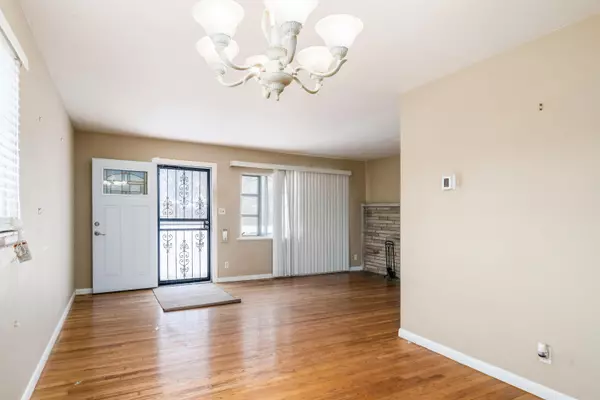 Columbus, OH 43209,2952 Dover Road