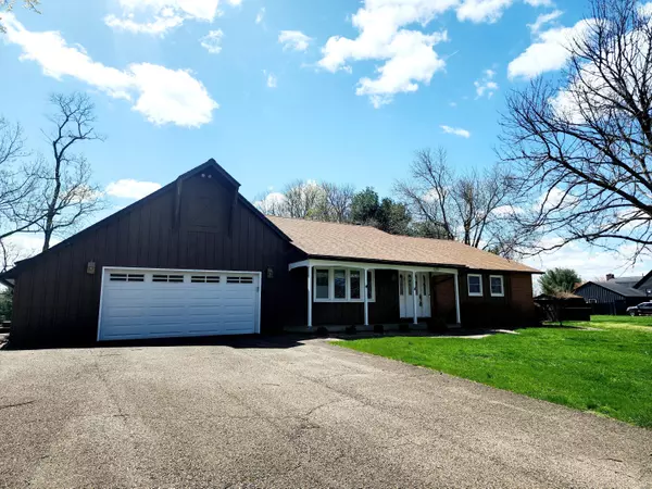 5180 Wilshire Drive, Zanesville, OH 43701