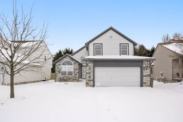 5421 Meadow Passage Drive, Canal Winchester, OH 43110