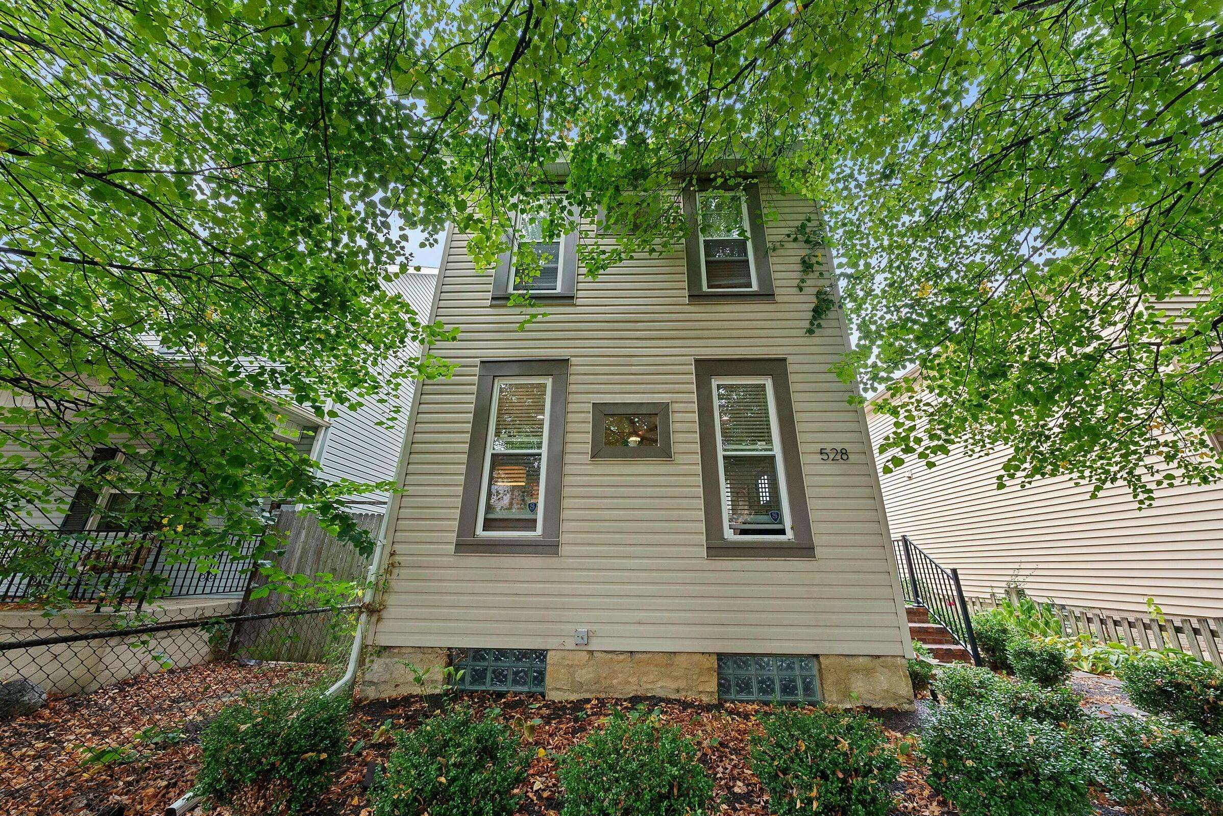 Columbus, OH 43206,528 E Beck Street