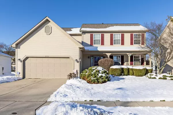 2731 Rustling Oak Boulevard, Hilliard, OH 43026