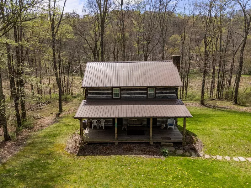 14635 Little Cola Road, Rockbridge, OH 43149