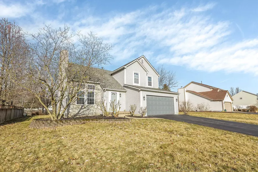 1699 Cottonwood Drive, Lewis Center, OH 43035