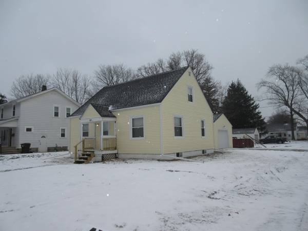 62 Pierce Avenue, Newark, OH 43055