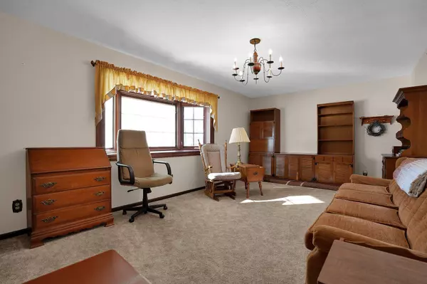 Circleville, OH 43113,21140 River Road