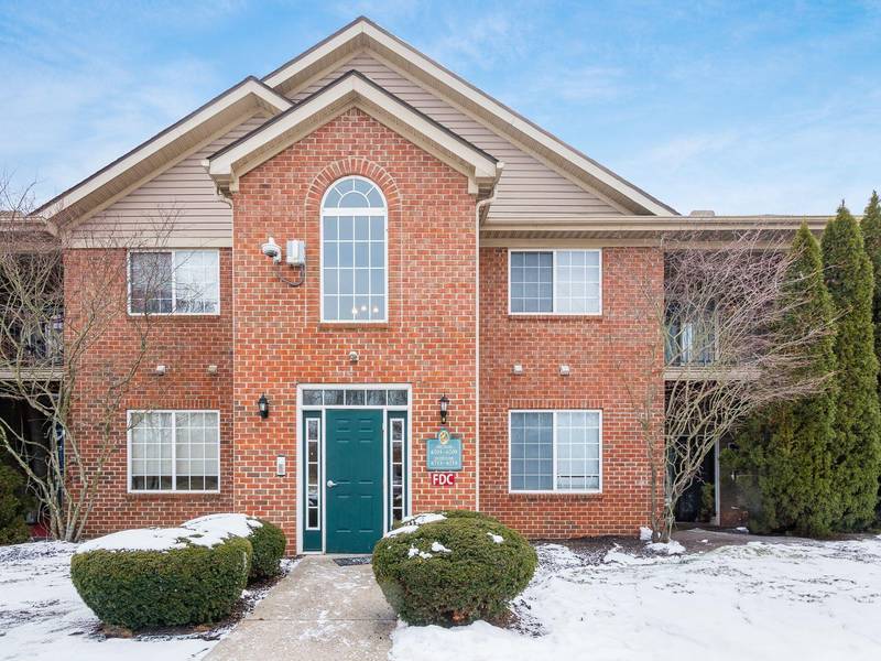 6707 Dorothys Creek, Canal Winchester, OH 43110