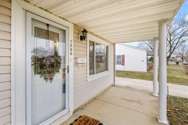 Columbus, OH 43207,1088 Secrest Avenue
