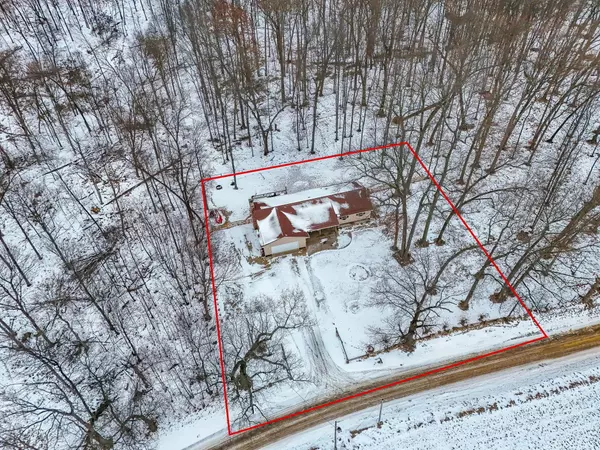 Saint Louisville, OH 43071,8993 Stradley Road