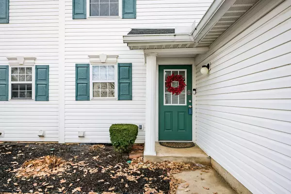 6775 Axtel Drive #17D, Canal Winchester, OH 43110