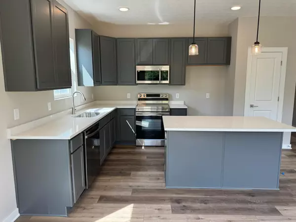 Delaware, OH 43015,49 Oldham Lane