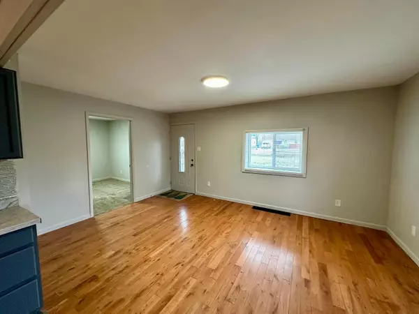 Obetz, OH 43207,2129 Sedan Avenue
