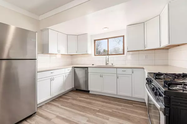 Johnstown, OH 43031,143 W Coshocton Street