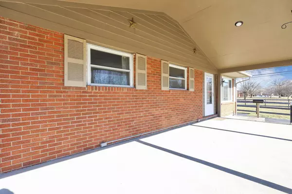 Columbus, OH 43232,5366 Sedalia Drive