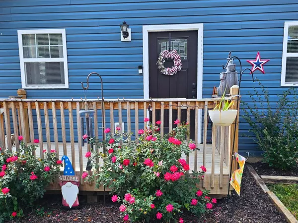 Pleasantville, OH 43148,313 N Main Street