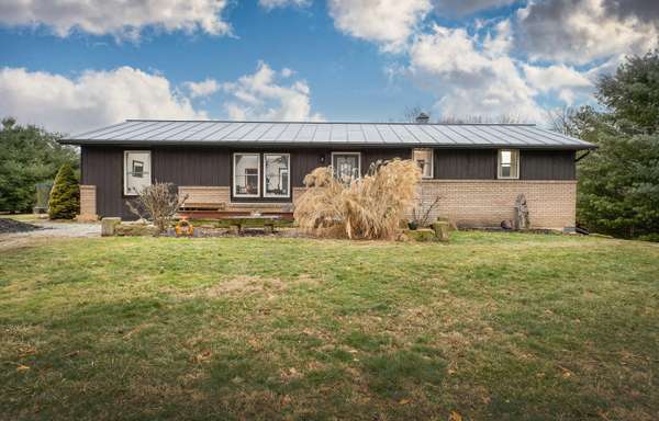 9508 Gregg Road, Fredericktown, OH 43019