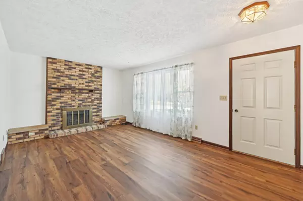 Nashport, OH 43830,9295 Scenic Drive