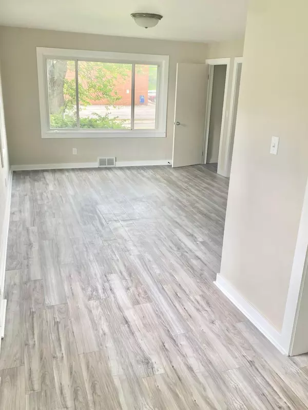 Mansfield, OH 44907,683 S Diamond Street