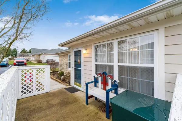 Canal Winchester, OH 43110,185 Groveport Pike #4A