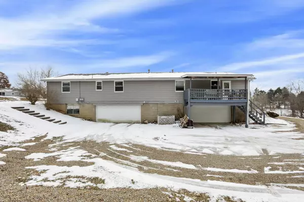 1330 James Circle, Zanesville, OH 43701