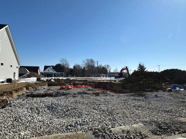 4319 Flamingo Drive, Lewis Center, OH 43035