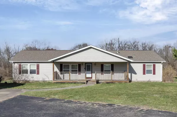 12641 Middlefork Road, Amanda, OH 43102