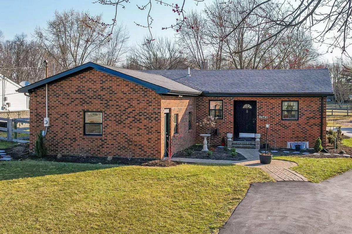 London, OH 43140,1545 E Choctaw Drive