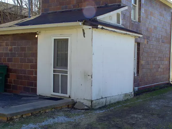 Haydenville, OH 43127,16686 Haydenville Road