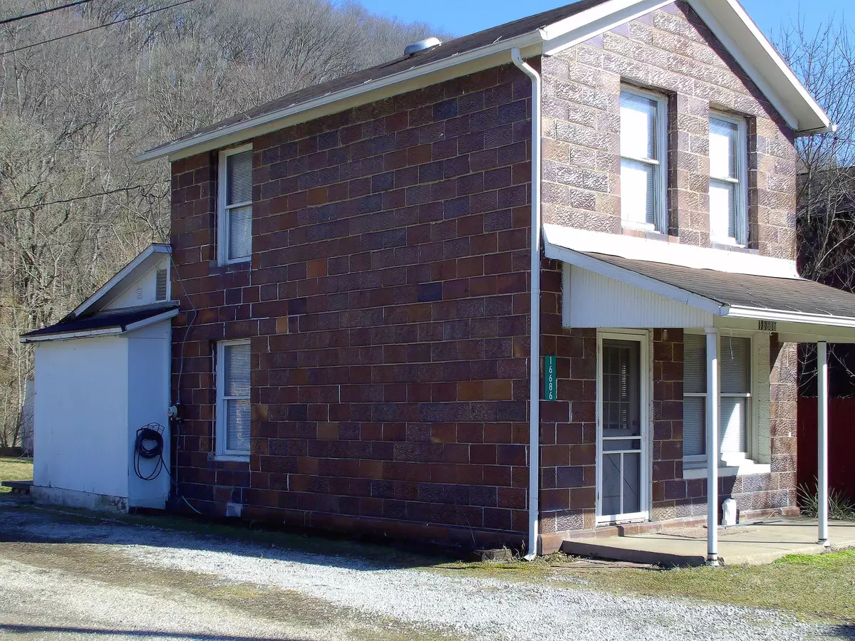 Haydenville, OH 43127,16686 Haydenville Road