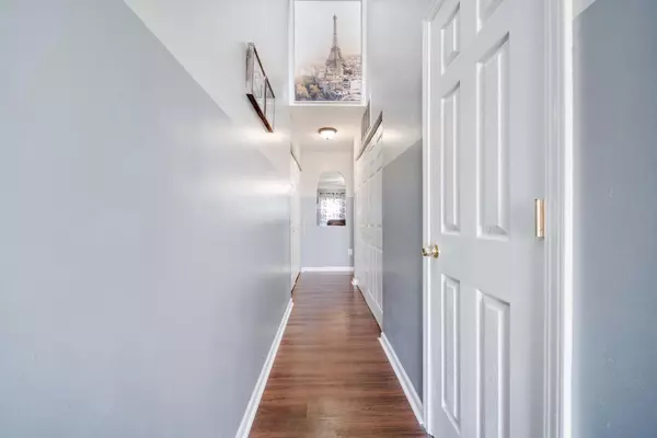 Canal Winchester, OH 43110,4204 Town Square Drive