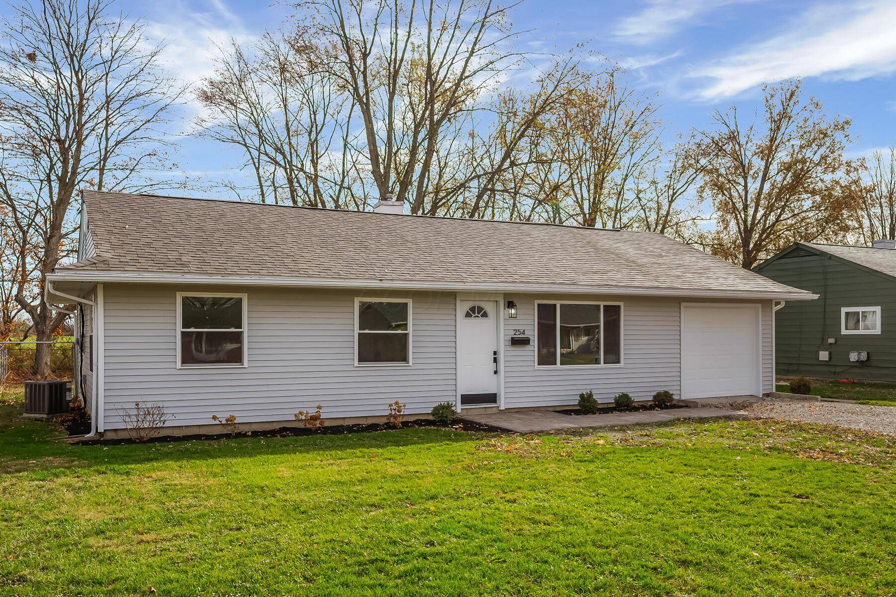 254 Dennis Avenue, Marion, OH 43302