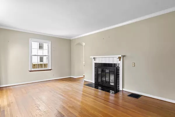 Columbus, OH 43214,384 Fallis Road