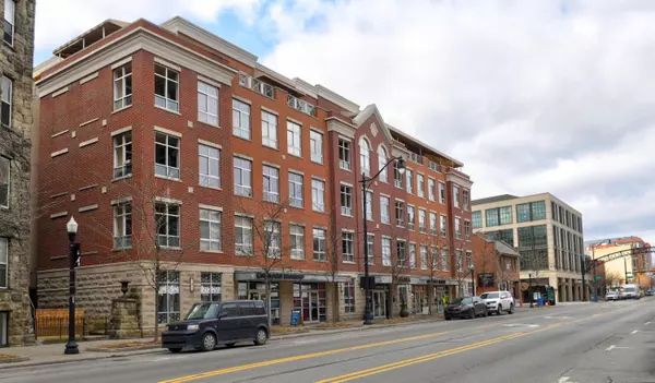 845 N High Street #302, Columbus, OH 43215