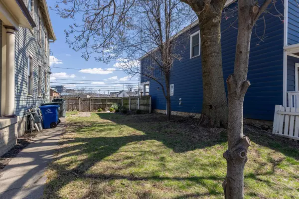 1152 Summit Street, Columbus, OH 43201